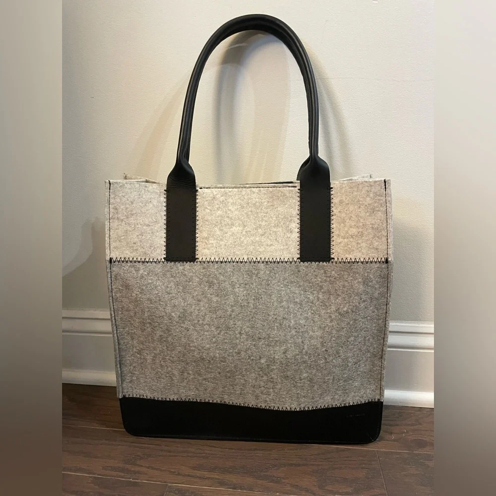 NEW! GRAF LANTZ JAUNT MERINO WOOL FELT TOTE GRANITE/BLACK